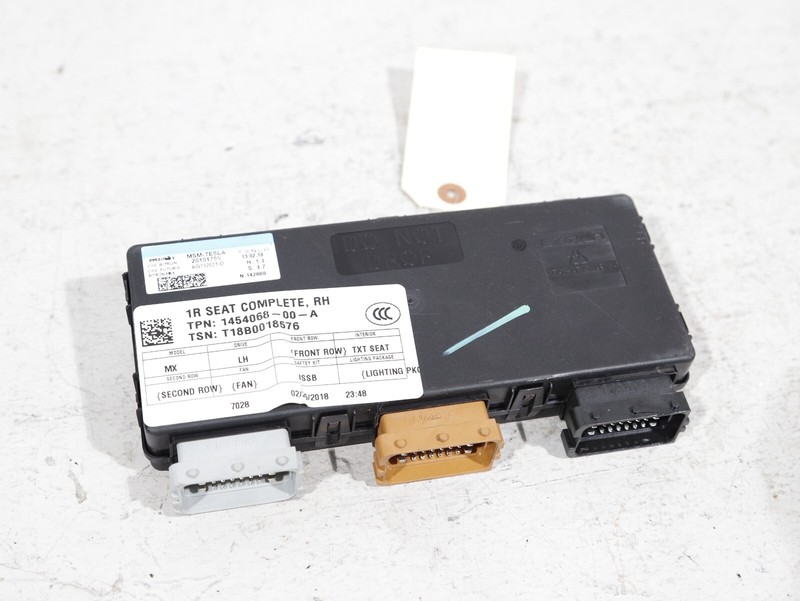 OEM 2017- 2020 TESLA MODEL X FRONT RIGHT PASSENGER SEAT MEMORY CONTROL MODULE