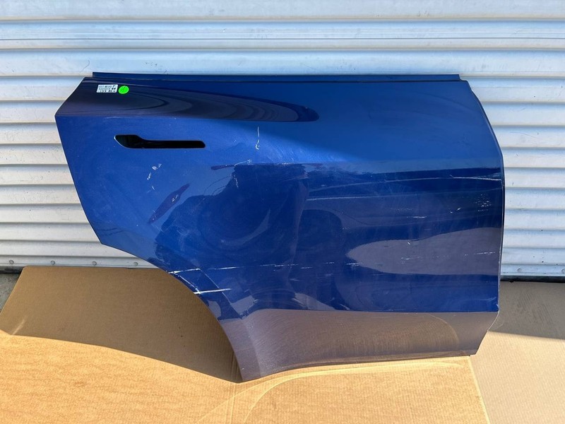 ✅2020-2023 Tesla Model Y Rear Right Door Shell Skin Blue OEM w/scratches