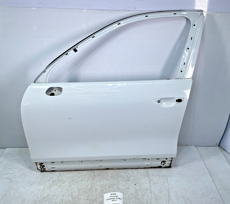 ✅ 11-18 OEM Porsche Cayenne Turbo 958 Front Left Driver Door Shell Panel White*
