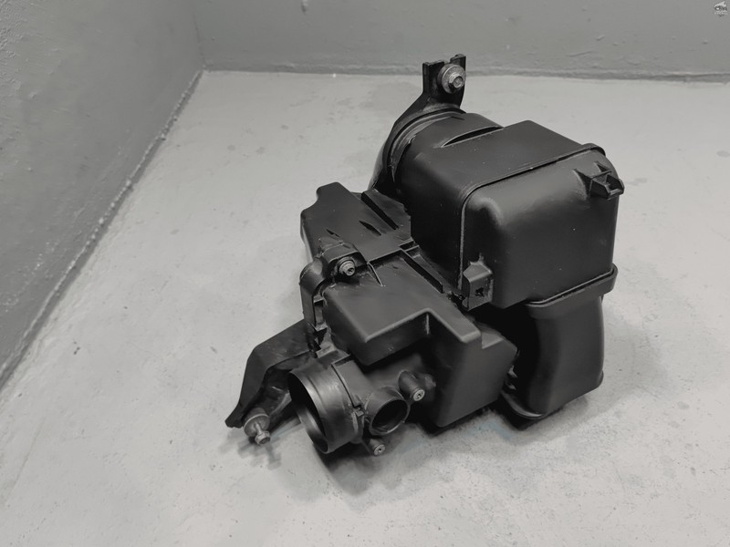2017-2022 Honda CR-V 1.5L Engine Air Cleaner Intake Filter Housing Box OEM