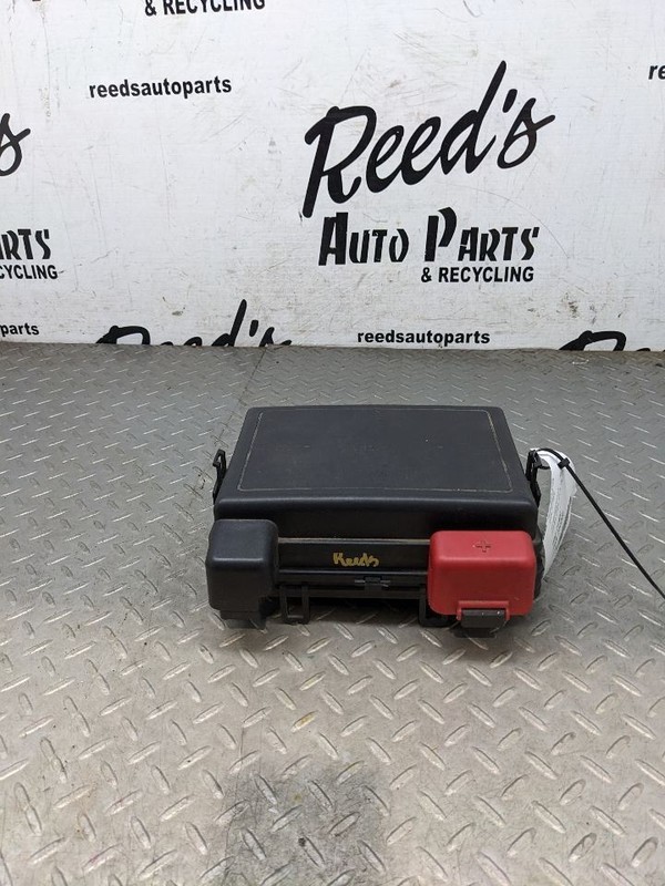 Fuse Box Engine Fits 06 SOLSTICE 1180098