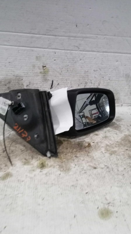 Used Left Door Mirror fits: 2015 Buick Lacrosse Power w/turn signal w/blind spot