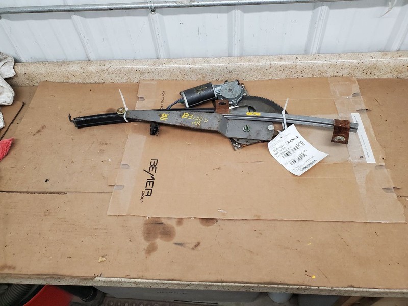 CHRY-NY-R 1983 Rear Window Regulator 292757