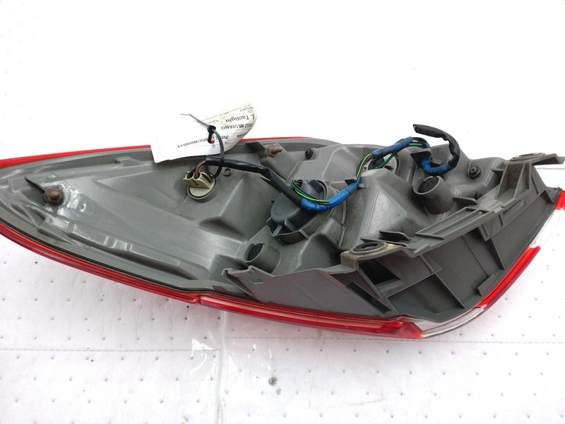 Used Left Tail Light Assembly fits: 2012 Nissan Murano 4 Dr quarter panel mounte