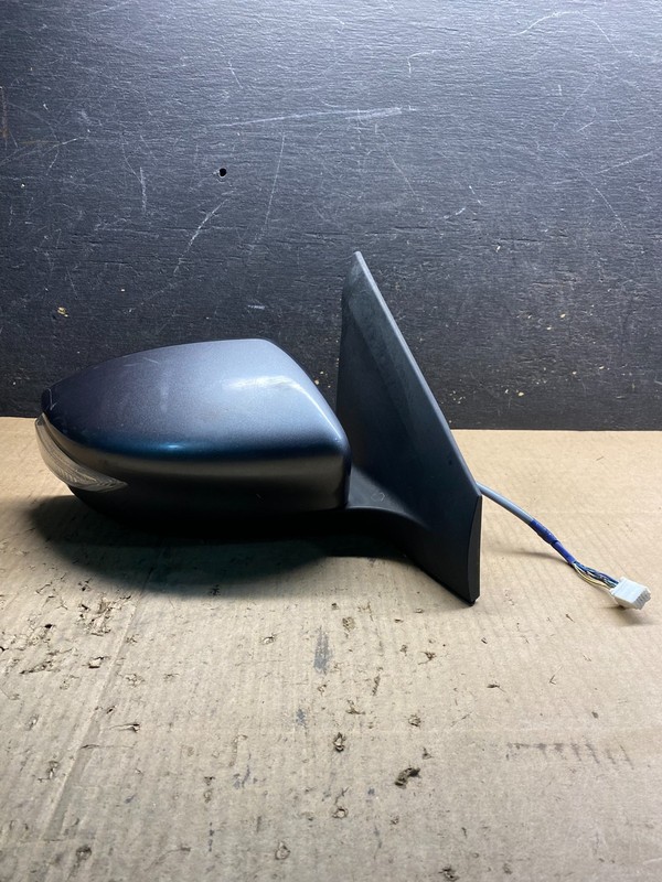 2013 to 2019 Nissan Sentra Right Passenger Turn Signal Door Mirror OEM AB0429 MS