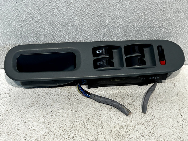 99-04 Honda Odyssey Front Left Driver Side Window Switch with Bezel OEM Gray