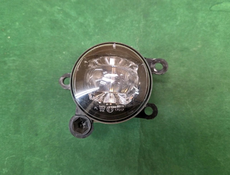 2021 2022 2023 GMC Acadia POLESTAR 2 FRONT LEFT DRIVER SIDE FOG LIGHT LAMP OEM
