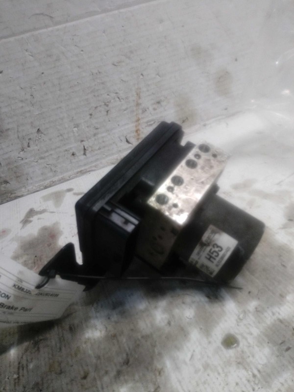 2019 Hyundai Tucson ABS Pump & Motor Assembly OEM 58920D3530 83K Miles