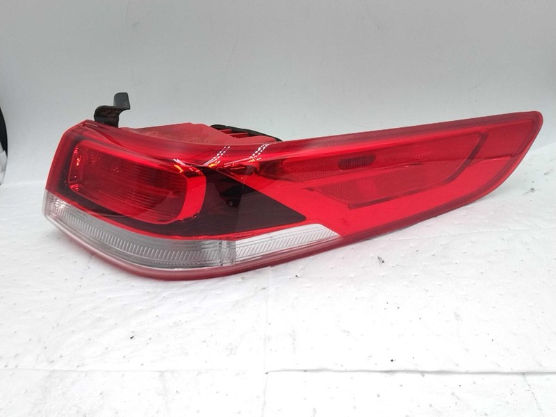 2017 KIA OPTIMA Right Tail Light Assembly Maroon 517359 Used 89K Miles