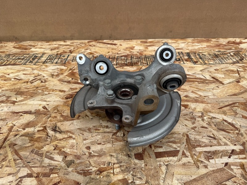 FORD MUSTANG MACH-E 21-25 OEM REAR LEFT DRIVER SPINDLE KNUCKLE W/ BEARING HUB