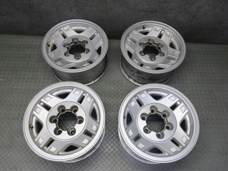91-92 TOYOTA LAND CRUISER FJ80 R15 15" 8-SPOKE ALLOY WHEEL RIM 15X7J ET10 SET