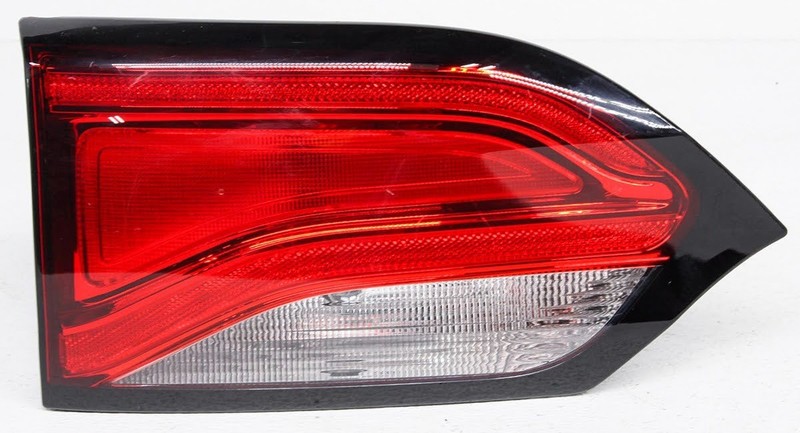 OEM Chrysler Pacifica L LX Voyager Left Driver Side Halogen Tail Lamp Lens Chip