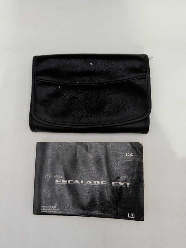 2013 Cadillac Escalade EXT Owners Manual Plus Case Included
