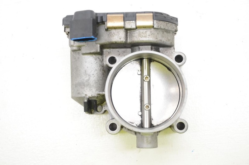 00-06 Porsche Boxster 2.7L Throttle Body Assembly 98660511501