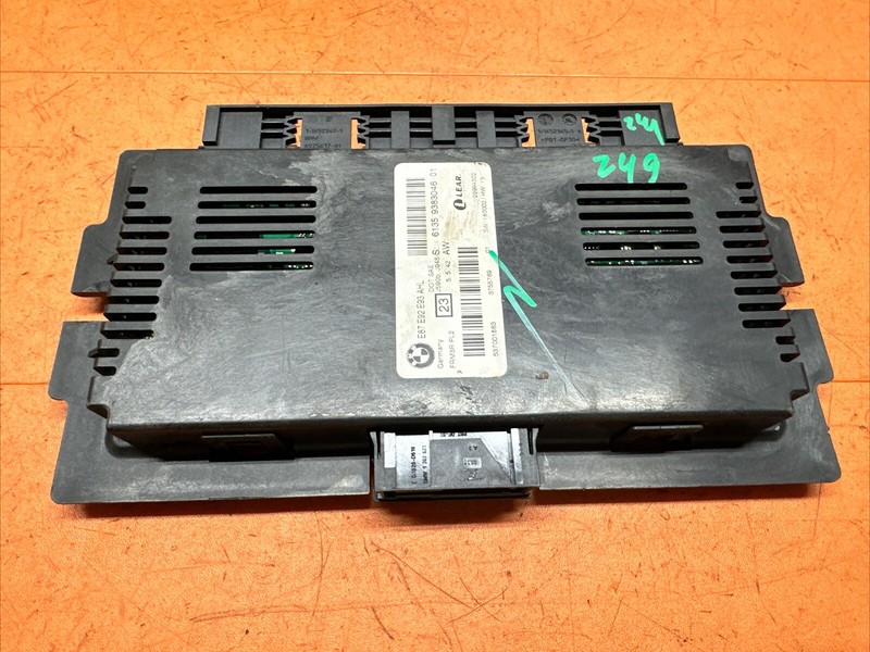 12-15 BMW X1 X-DRIVE FOOTWELL LIGHT CONTROL COMPUTER MODULE OEM