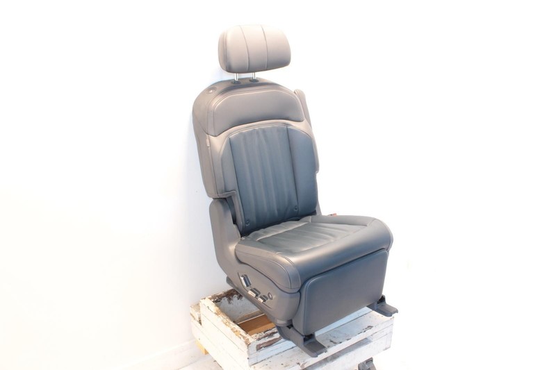 24-25 Kia EV9 Gray Passenger Right Rear Leather 2nd Row Captain Seat Chair