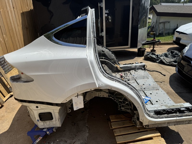 2016-2020 Tesla Model X Rear Right Quarter Panel N-1301