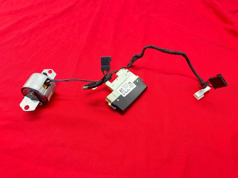 BMW F01 F10 F15 F22 F30 F36 Steering Wheel Control Vibration Module Harness OEM✅