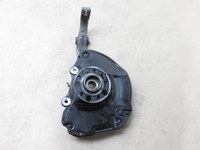 Mercedes S550 C217 2015 Front Right Passenger Spindle Knuckle Hub 14-17 *