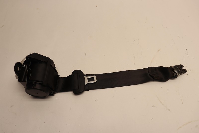 2019-2021 JETTA EXCEPT GLI REAR SECOND 2ND ROW LEFT DRIVER SIDE SEAT BELT OEM