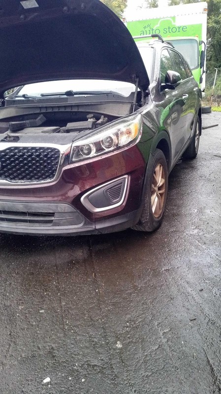 2016 KIA SORENTO Front Left Steering Knuckle 2.4L 98K Miles OEM 123801