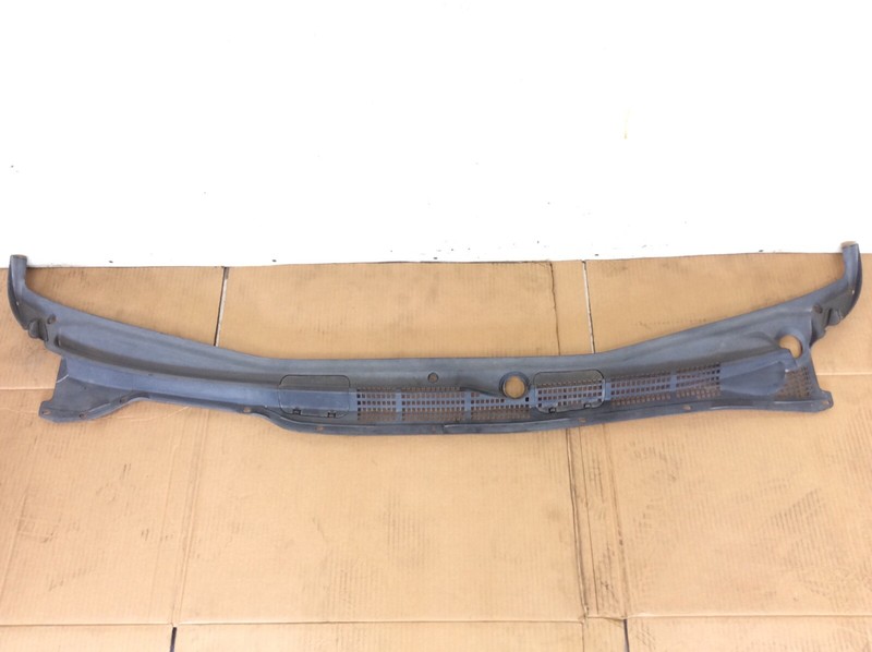 98-02 Accord 4Dr Top Cowl Screen Windshield Wiper Cover Panel Garnish Vent OEM