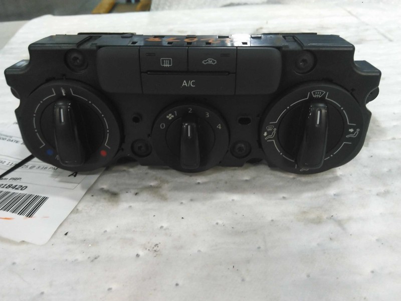 2016 Volkswagen Jetta A/C Selector Switch OEM Grey 5C0820047BK 103k Miles