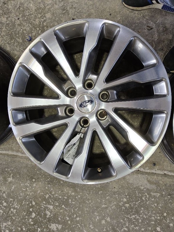 2018 Ford Expedition Wheel Rim 20x8-1/2 Machined Face 12 Spoke