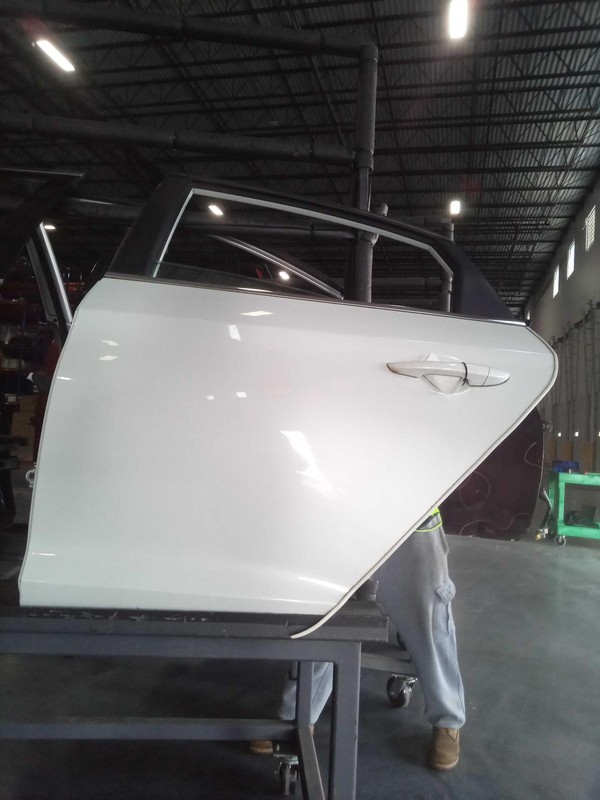 2016 Hyundai Sonata Left Rear Door White OEM 388831 - 90K Miles