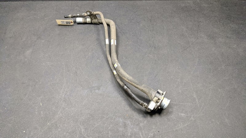 Fuel Filler Neck Pipe 2019 Hyundai Kona 31030-J9500 2018 2020 2021 2022
