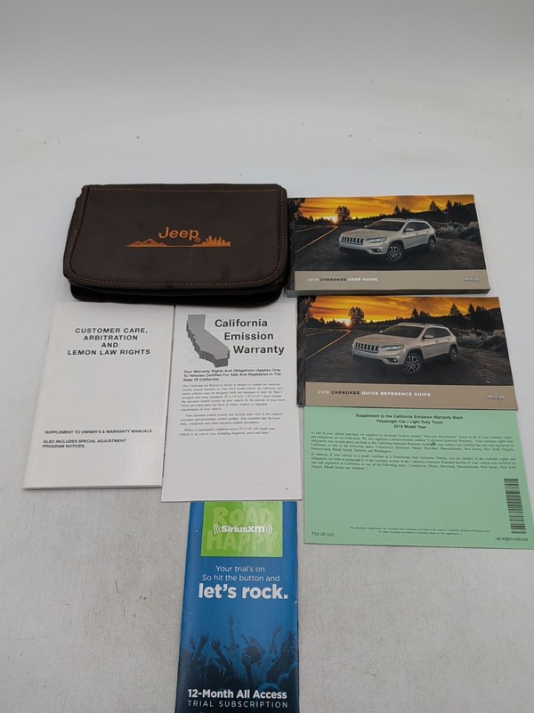 2019 Jeep Cherokee Owners Manual Set Quick Refence With Case