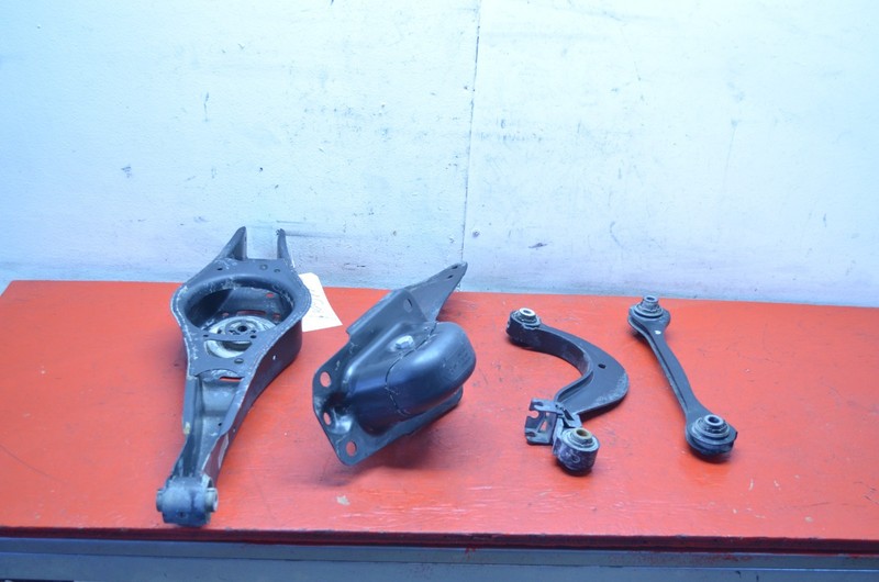 10-14 VOLKSWAGEN GOLF FWD REAR RIGHT PASSENGER SIDE CONTROL ARM SET OF 4 OEM