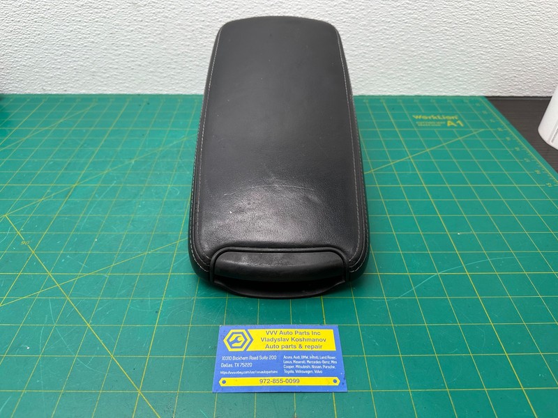 10 Lexus IS250 IS350 FRONT CENTER CONSOLE ARMREST Black OEM
