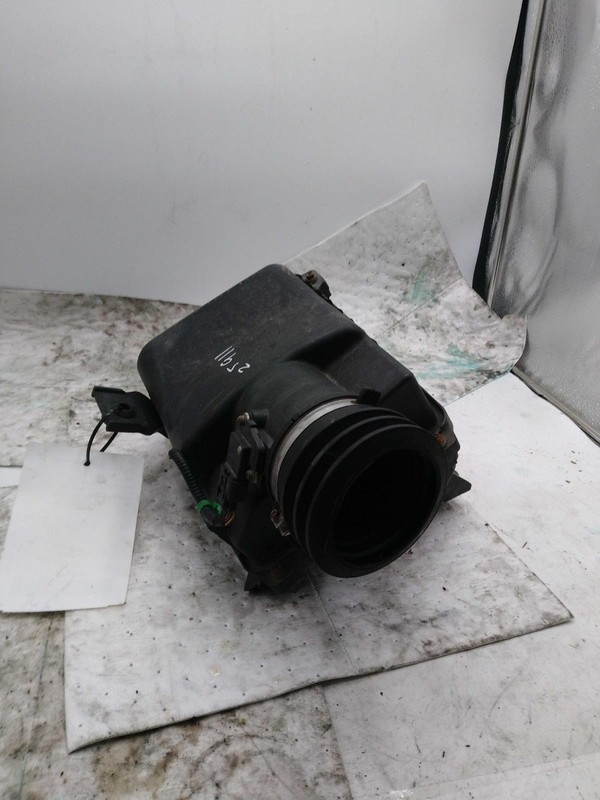 2011 Honda Accord Air Cleaner Assembly OEM 3.5L Black Used 222K Miles