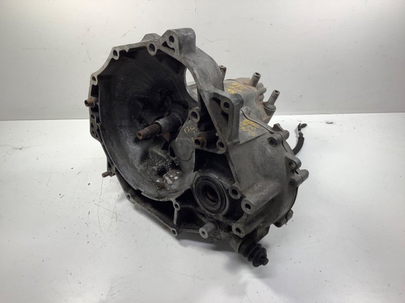 80-83 Honda Civic 5 Speed MT Transmission Housing 21200-PA0-000 OEM