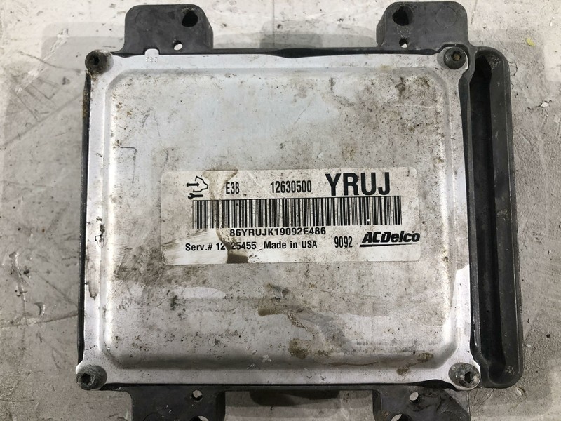 2009 2010 Chevrolet Tahoe GMC YUKON ENGINE COMPUTER ASSEMBLY OEM