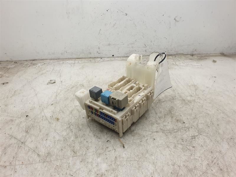 06 SCION TC 2.4L CABIN FUSE BOX 2AZFE 82730-21060