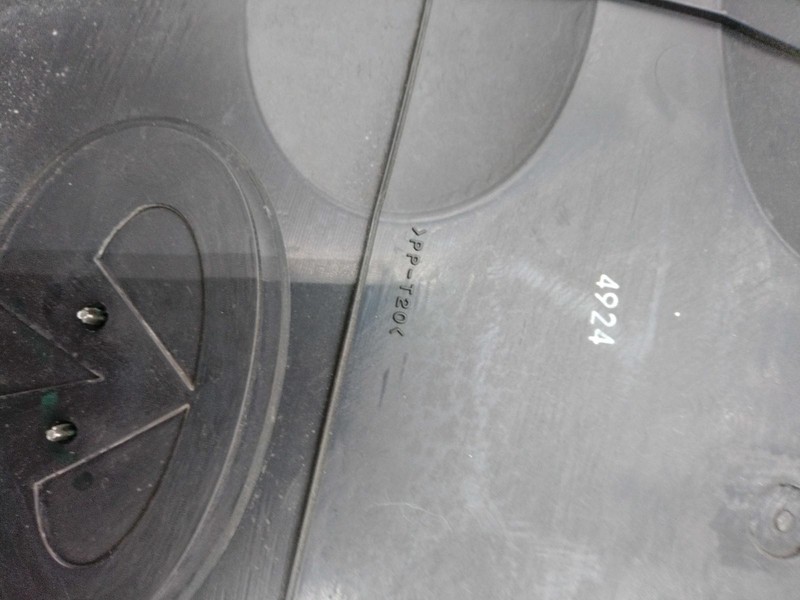 2005 INFINITI G35 Engine Cover Blue Used 4864808 - Fading, 165k Miles