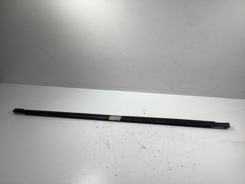85-87 Honda Prelude SI Right Door Belt Molding OEM