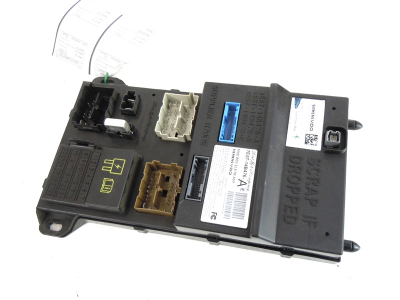 2007 07 Mercury Milan Body Control Relay Fuse Box OEM 7E5T-14B476-AE