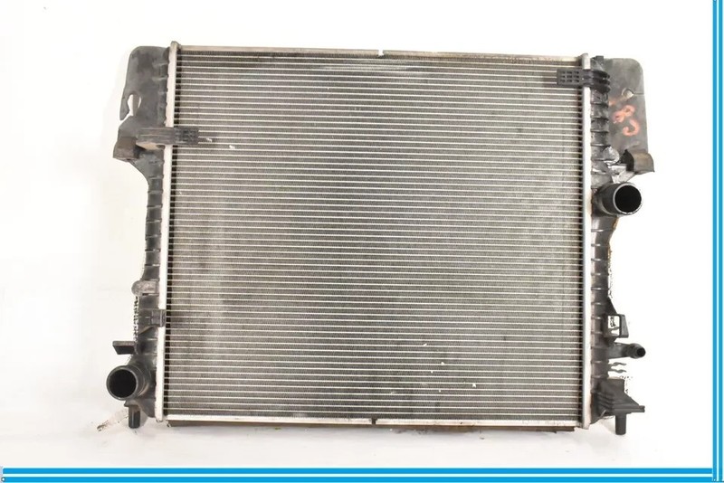 10-13 Jaguar X250 XF XJL 5.0L N/A Engine Motor Cooling Radiator Assembly OEM