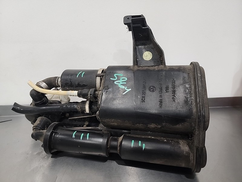 13 - 2019 Volkswagen BEETLE CHARCOAL FUEL VAPOR CANISTER 5C0201801B OEM