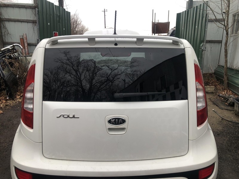 12-13 Kia Soul White Decklid Trunk Assembly Tested Oem 1D