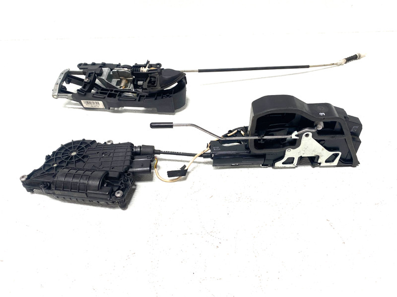 11 12 13 BMW 535i F10 FRONT RIGHT DOOR SOFT CLOSE LOCK LATCH ACTUATOR #A0.16