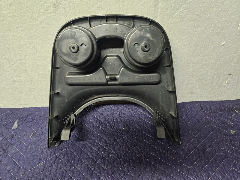 2003-2006 DODGE MERCEDES SPRINTER FRONT CUP HOLDER DRINK TRAY OEM