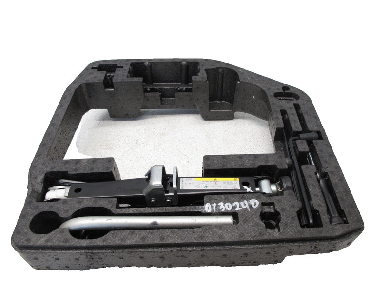 08-17 AUDI B8 A4 8T A5 S5 FOAM HOLDER TOOL KIT JACK EMERGENCY TRUNK KIT OEM 0130