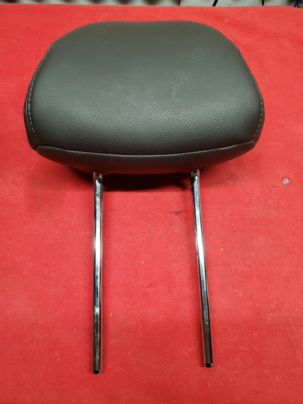 2011 2012 2013 Hyundai Tucson FRONT LEFT -or- RIGHT Brown Leather Head Rest
