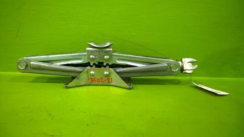 80 81 82 83 CIVIC JACK OEM 3502-21