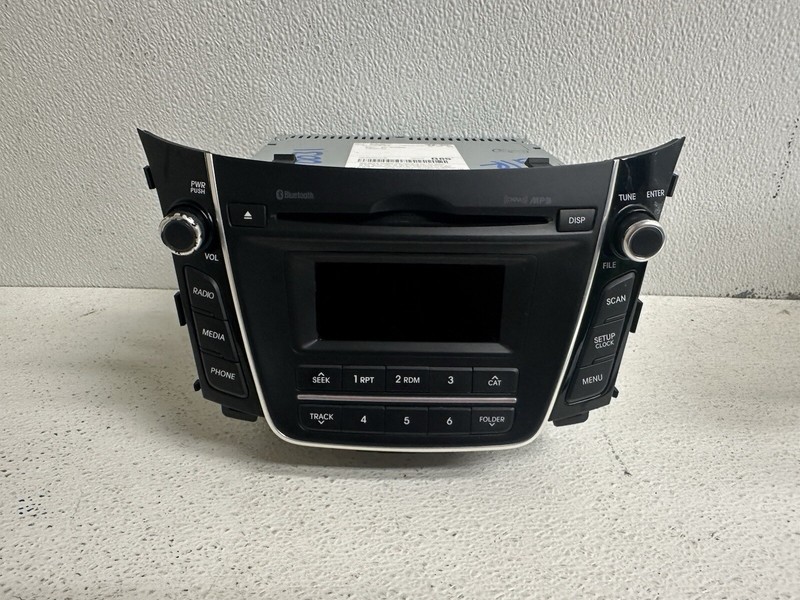 2016-2017 Hyundai Elantra Radio Stereo 2 DIN Disc CD Player