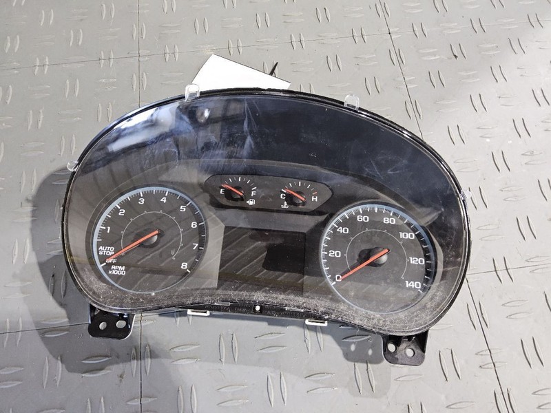 2019-2022 Chevy Equinox Speedometer Instrument Cluster 1.5L MPH ID 84625643